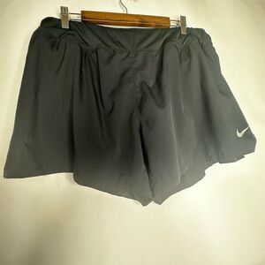 Nike Black Athletic Shorts Moisture-Wicking Lightweight